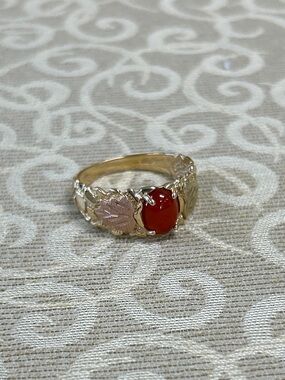 10K Solid Gold Ring with Orange Stone (possibly carnelian)